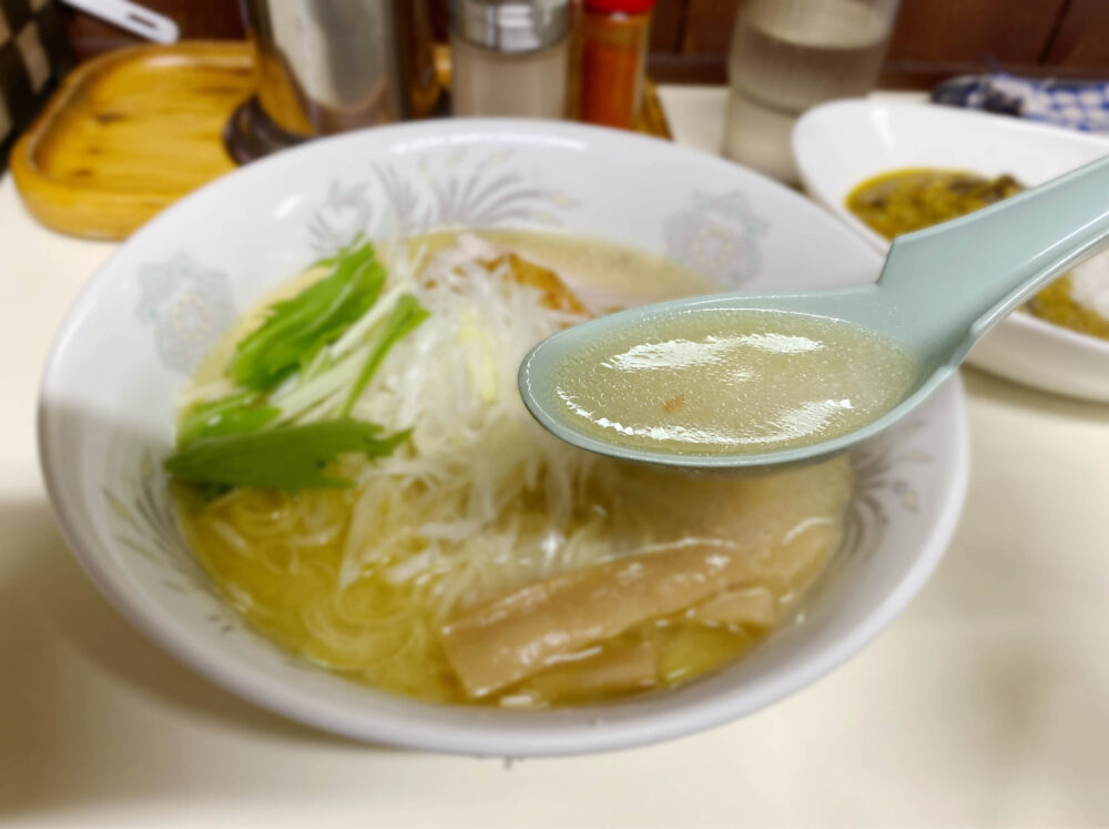 鶏白湯 塩