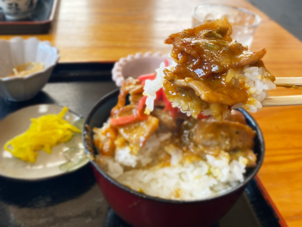 ナンバぶた味噌丼