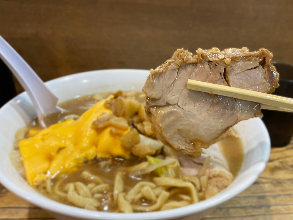 ラーメン豚2枚